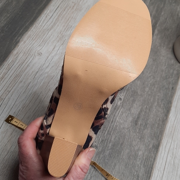 Leopard double strap grommet suede boot - Picture 10 of 11